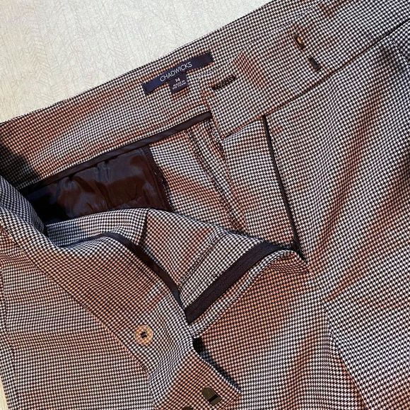 Chadwick’s size 14 pants flare legs with cuff black & white small Houndstooth - Picture 8 of 14